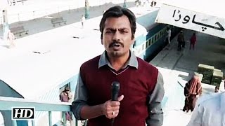 Bajrangi Bhaijaan Nawazuddin Siddiquis entry scene  Hilarious [upl. by Dianuj489]