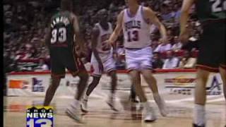 Luc Longley revisits Lobo past [upl. by Yeslehc]