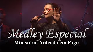 Ministério Ardendo em Fogo  Medley Traidor  Eu carrego você  Você não pode parar  Clipe Oficial [upl. by Yelbmik478]