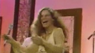 CAROLE KING Live  I Feel The Earth Move [upl. by Airetak]