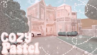 Cozy Pastel Townhouse  60k  Bloxburg Speedbuild  Roblox [upl. by Adiazteb]